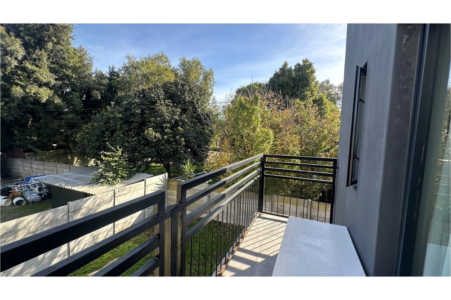 3 Bedroom Property for Sale in De Zoete Inval Western Cape